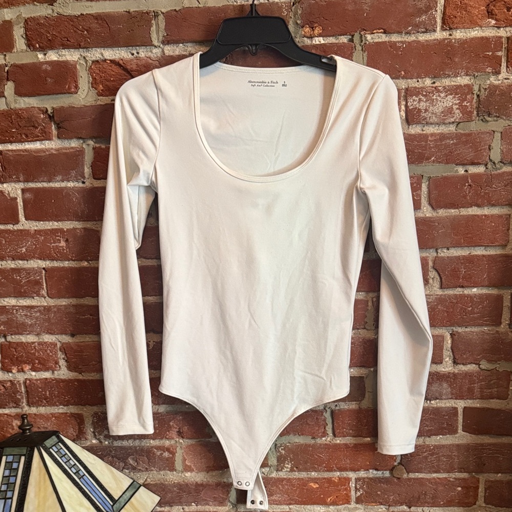 Abercrombie & Fitch Long Sleeve Scoop Neck Bodysuit - White